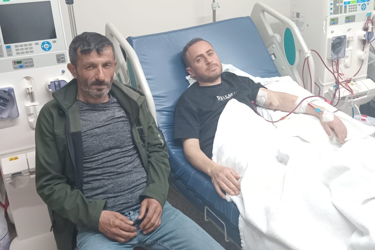 Kalp krizi sonrası nakil böbreği iflas etti: "Sağlığıma kavuşursam kana kana su içeceğim"
