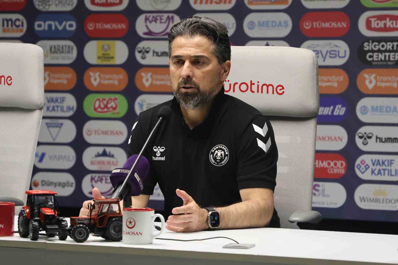 İlhan Palut: "Momentumu yakalamışken bırakmayalım"
