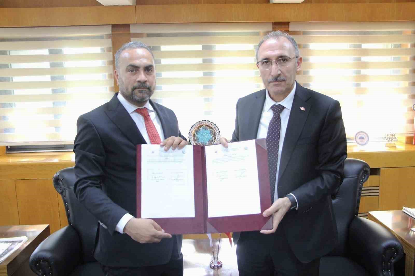 BARÜ ile Fırat Üniversitesi arasında iş birliği protokolü imzalandı
