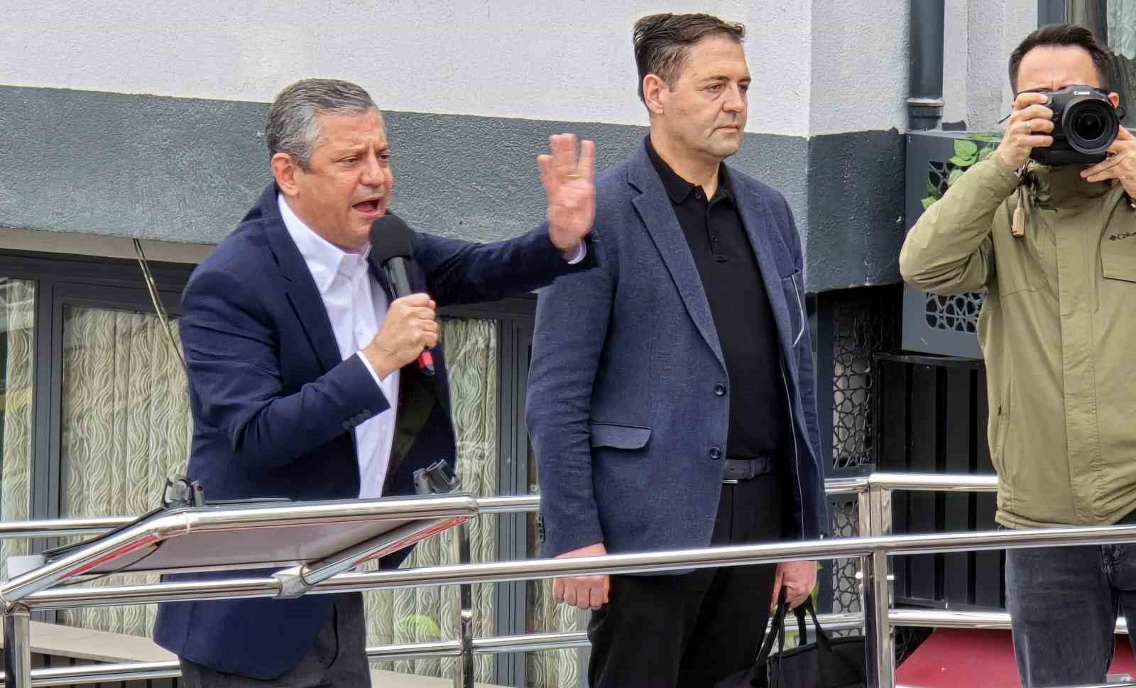 CHP Genel Başkanı Özel: "Düğünü de cenazeyi de AK Parti’lilerle, MHP’lilerle birlikte yapıyoruz"
