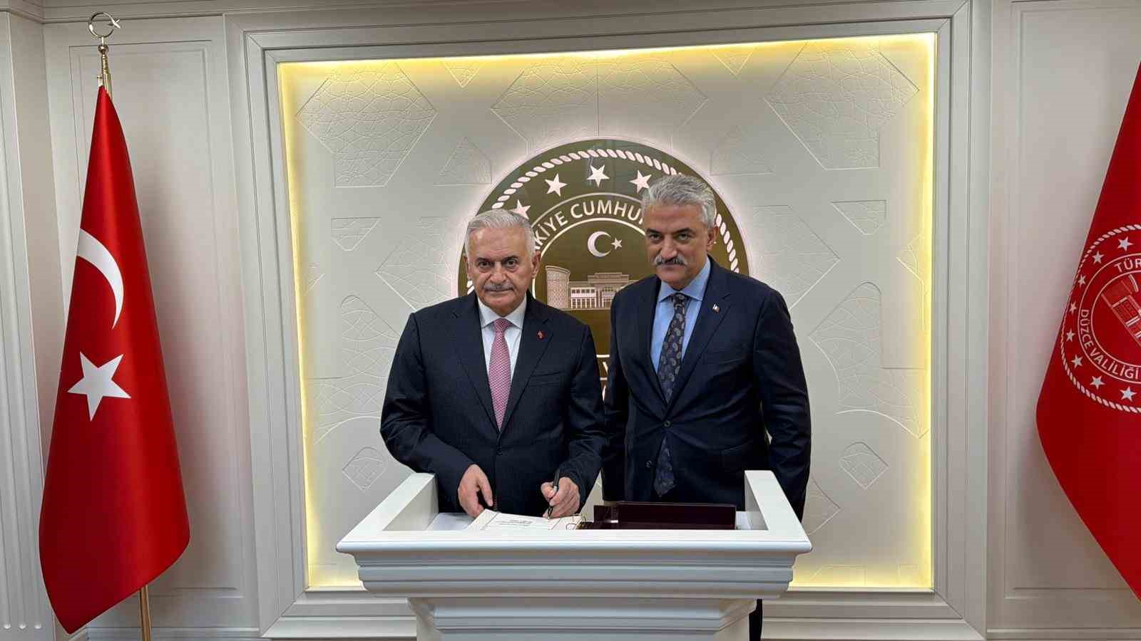 Binali Yıldırım: "Düzce evimize İstanbul’un Avrupa yakasından daha yakın"
