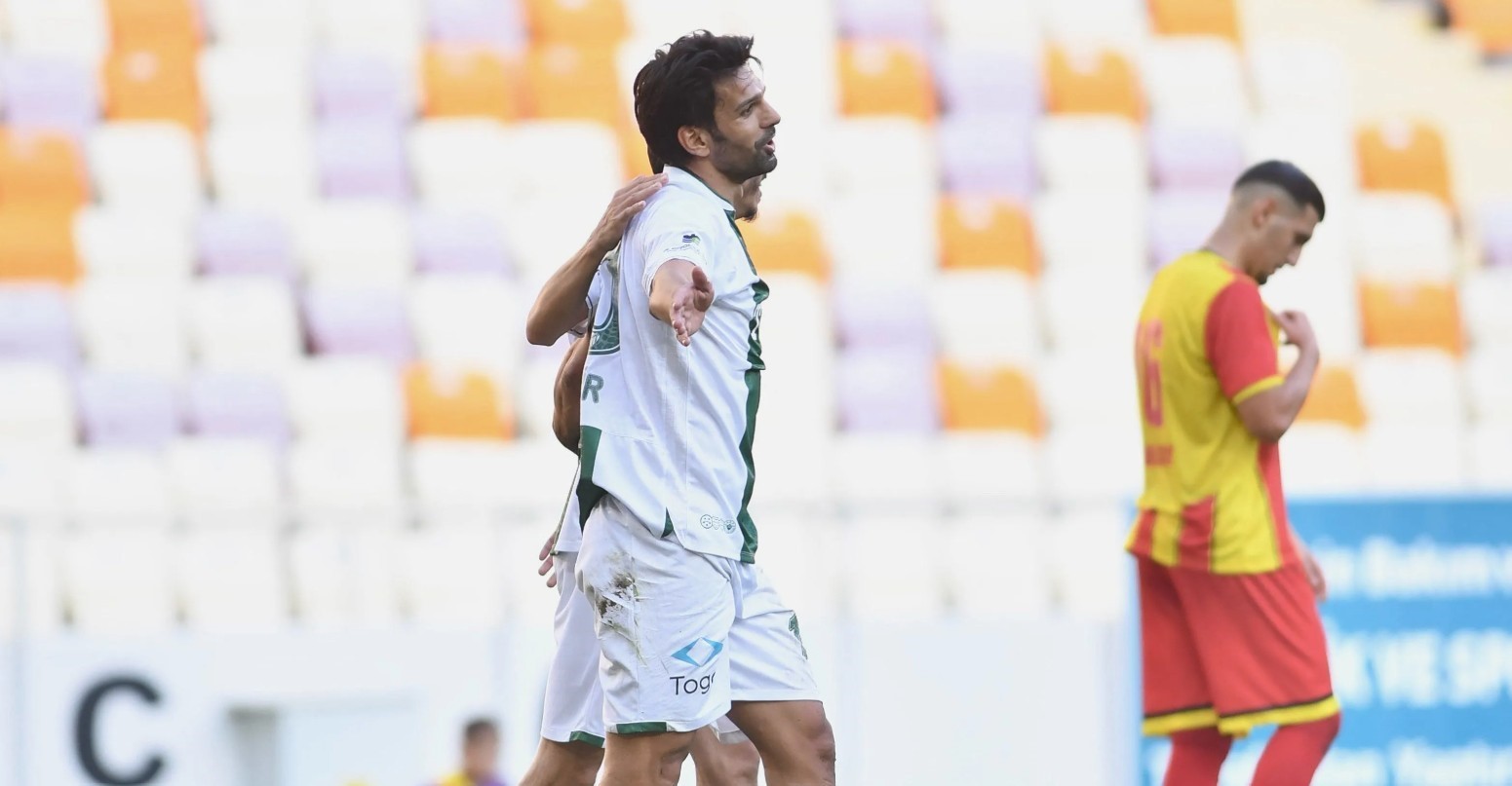 Bursaspor’da kaptan veda etti; Muhammet Demir ile yollar ayrıldı
