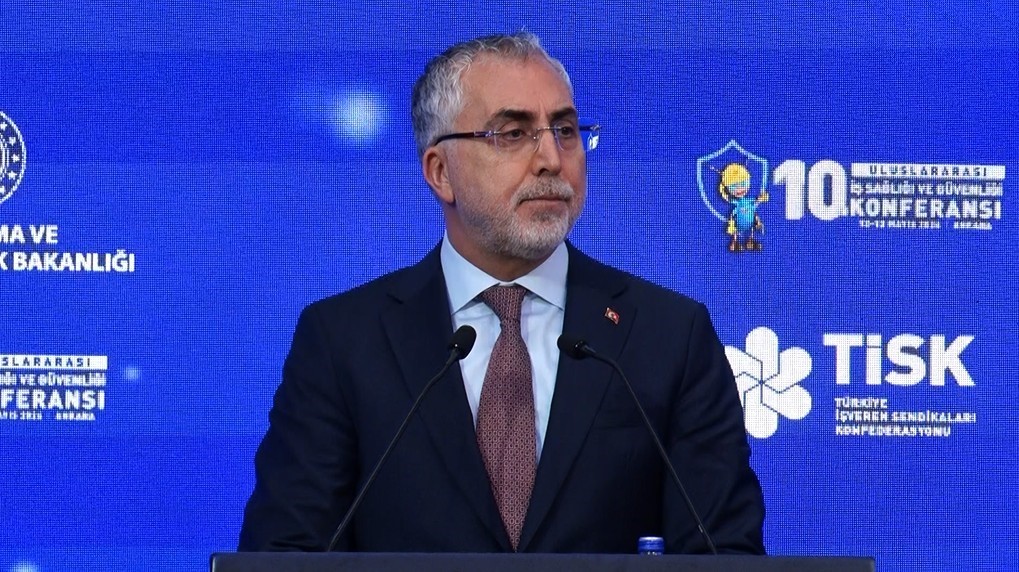 Bakan Işıkhan: "Kurban Bayramı ikramiyelerini 17-22 Mayıs tarihleri arasında hesaplarına yatırıyoruz"
