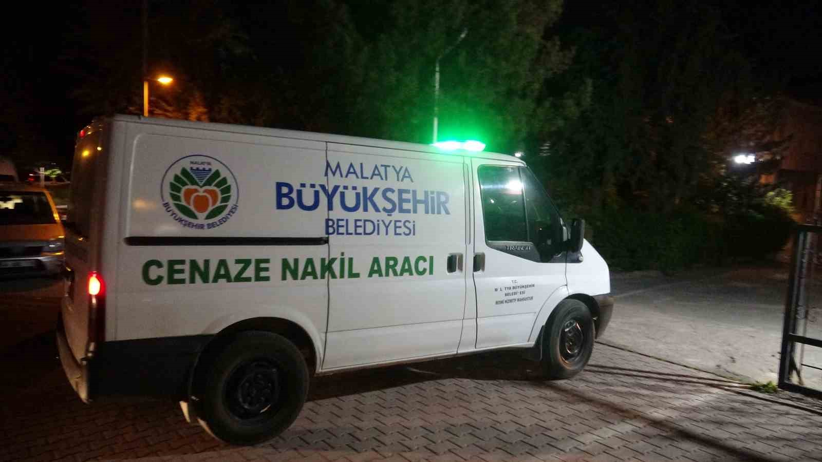 Malatya’da tırla çarpışan motosiklet sürücüsü hayatını kaybetti
