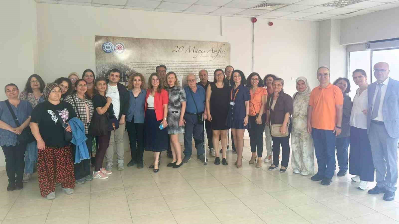 Ege’de "MS Hasta Okulu" kapılarını farkındalık için açtı
