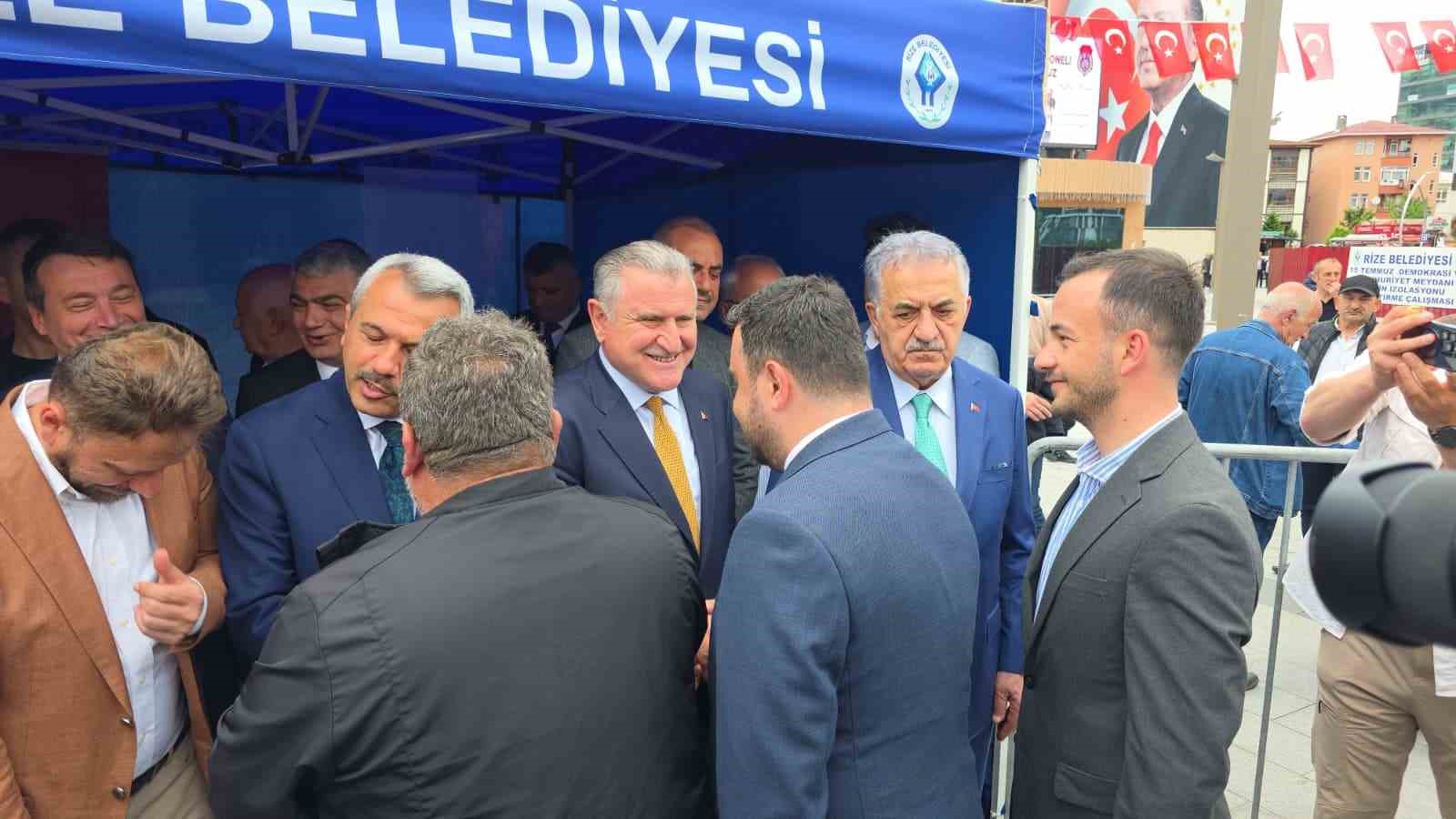 Osman Aşkın Bak: "Ülkemizde hiçbir şey kapalı kalmasın, açıklansın, araştırılsın"
