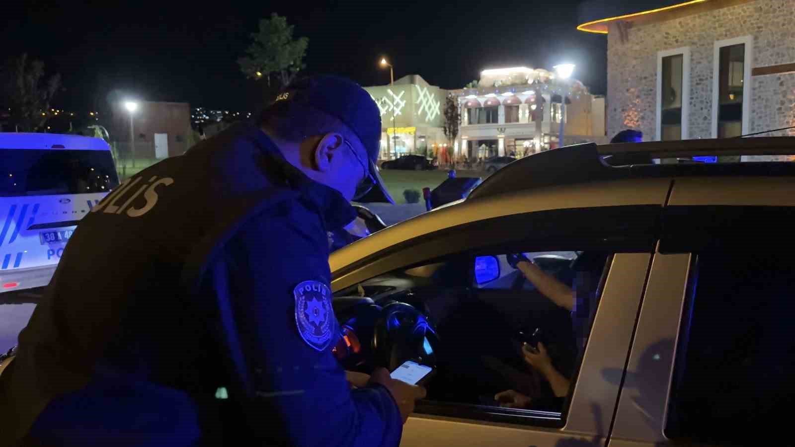 Kayseri polisinden ‘huzur’ uygulaması
