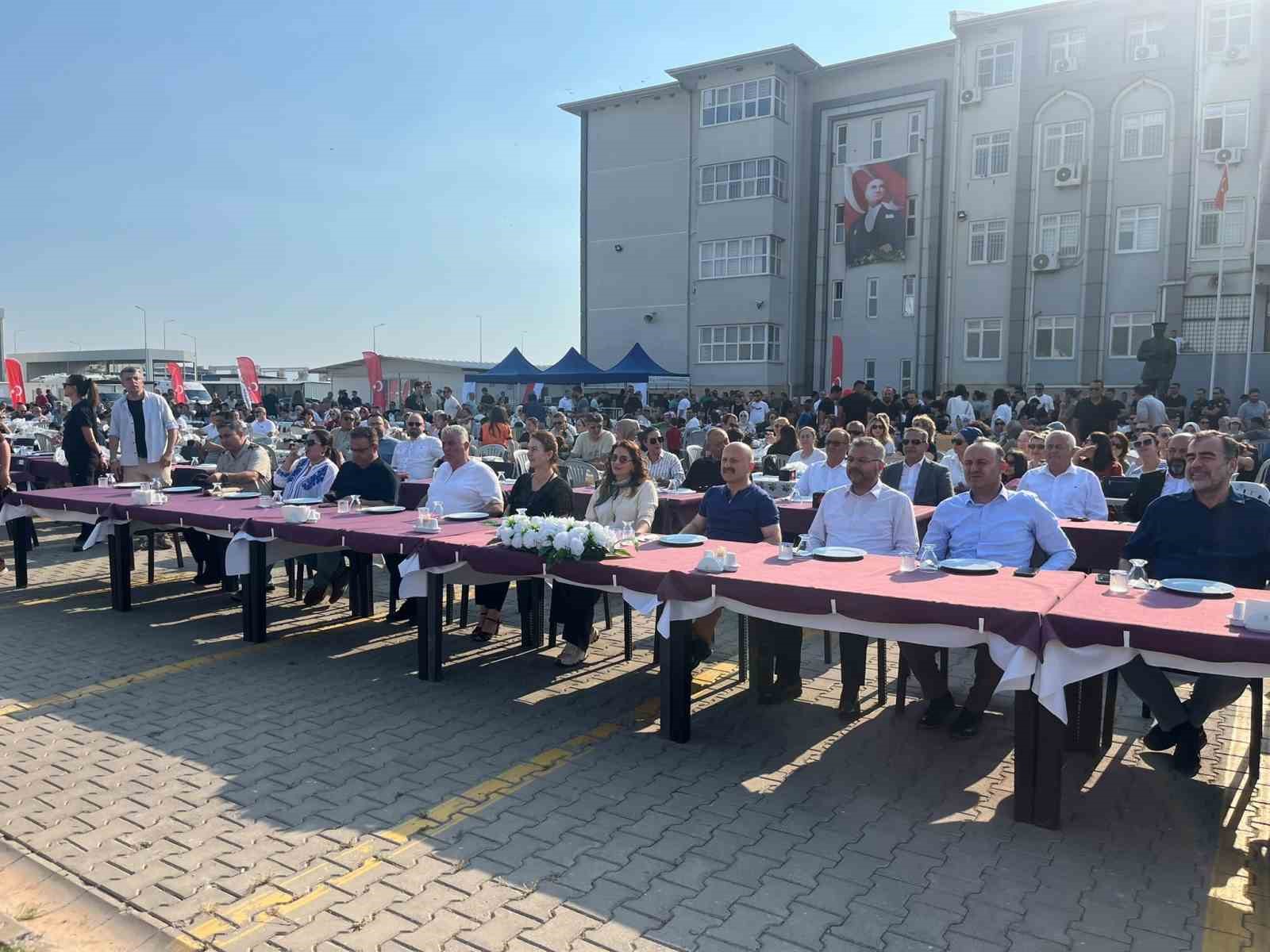 Aydın İl Emniyet Müdürlüğü personeli dayanışma etkinliğinde buluştu
