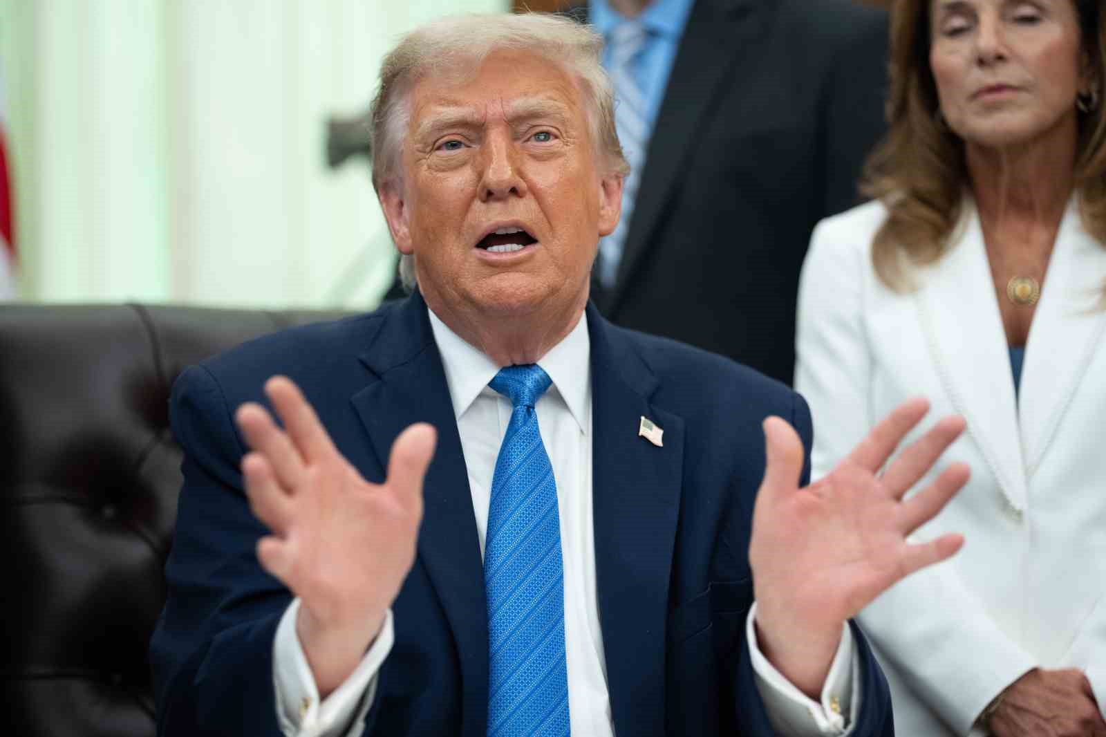 Trump: "200’den fazla ticari gemi Boğaz’dan güvenli şekilde geçiş yaptı"
