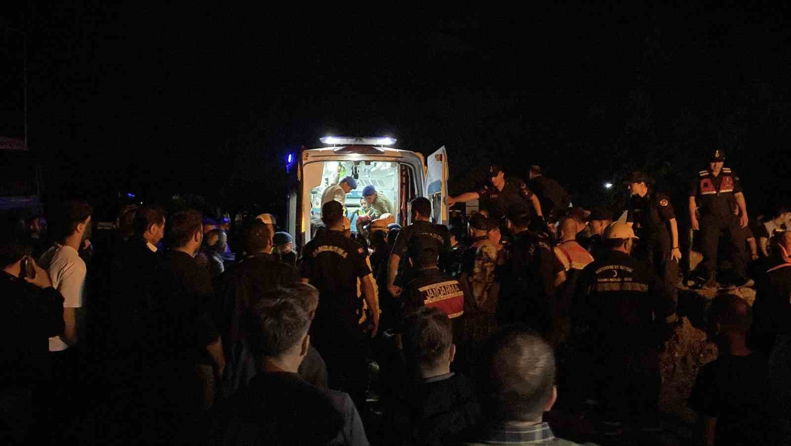 Kastamonu’da toprak altında kalan işçinin cansız bedenine ulaşıldı
