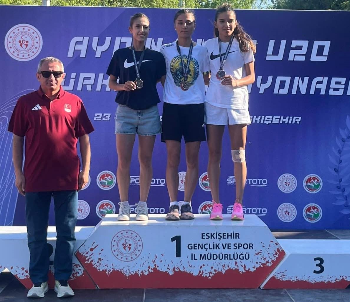U20 Türkiye Şampiyonu Elif Akçiçek, Balkan Şampiyonası biletini aldı
