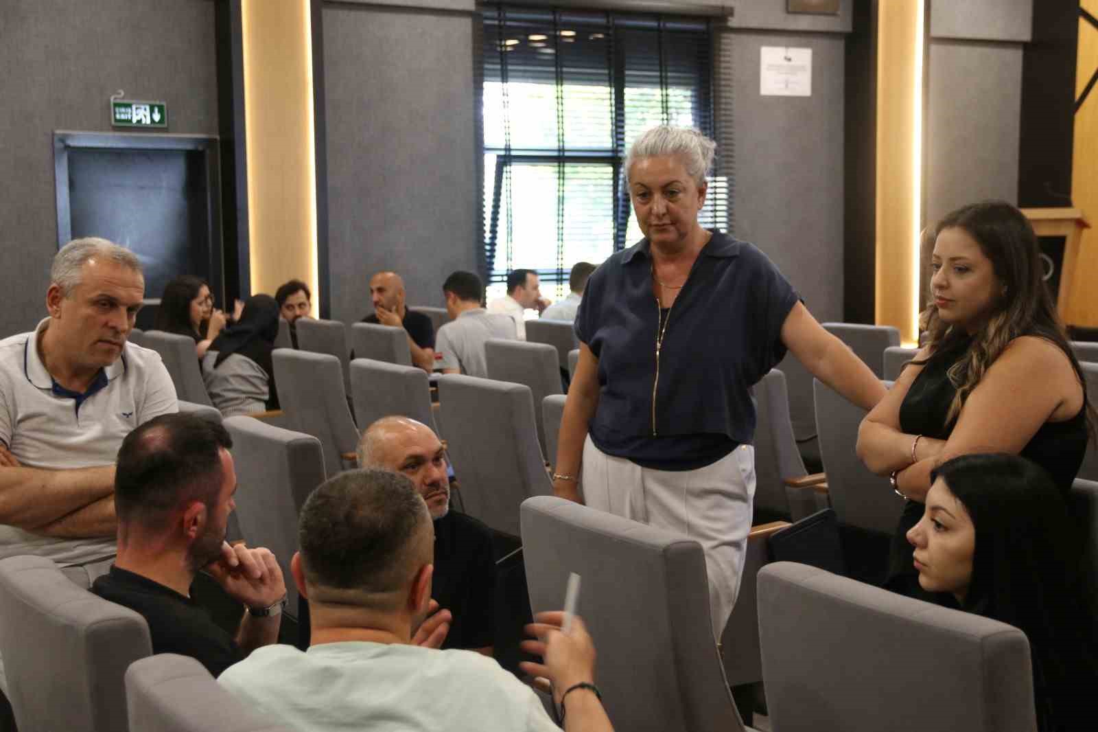 Kütahya OSB Akademi’de "Mavi Yaka Çalışan Yönetimi" eğitimi düzenlendi
