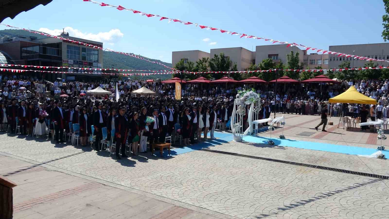 Sağlık ordusuna 365 yeni hekim
