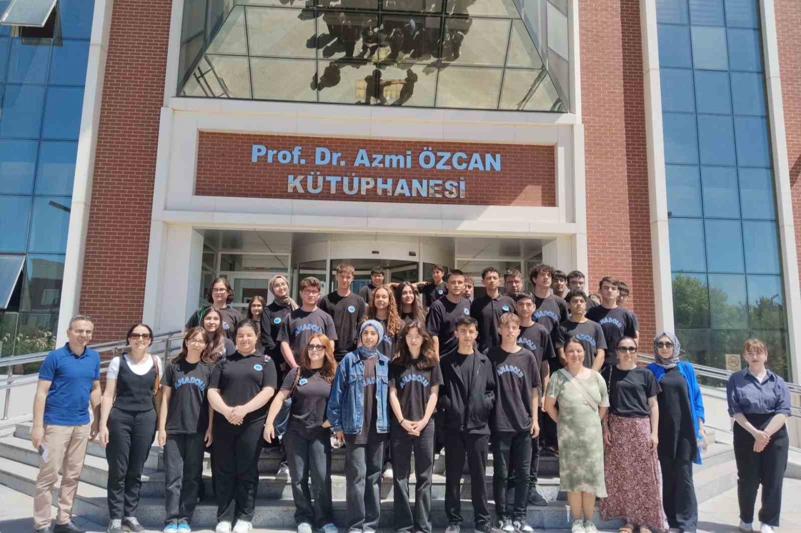 BŞEÜ akademik birimleri lise öğrencilerine tanıtıldı
