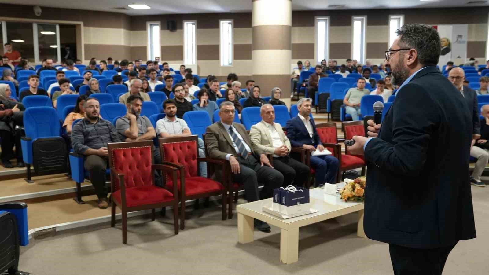 Karabük Üniversitesi’nde Endüstri 5.0 ve yapay zekâ konuşuldu
