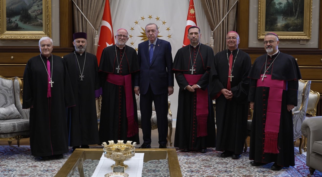 Cumhurbaşkanı Erdoğan, Türkiye Katolik Episkoposlar heyetini kabul etti
