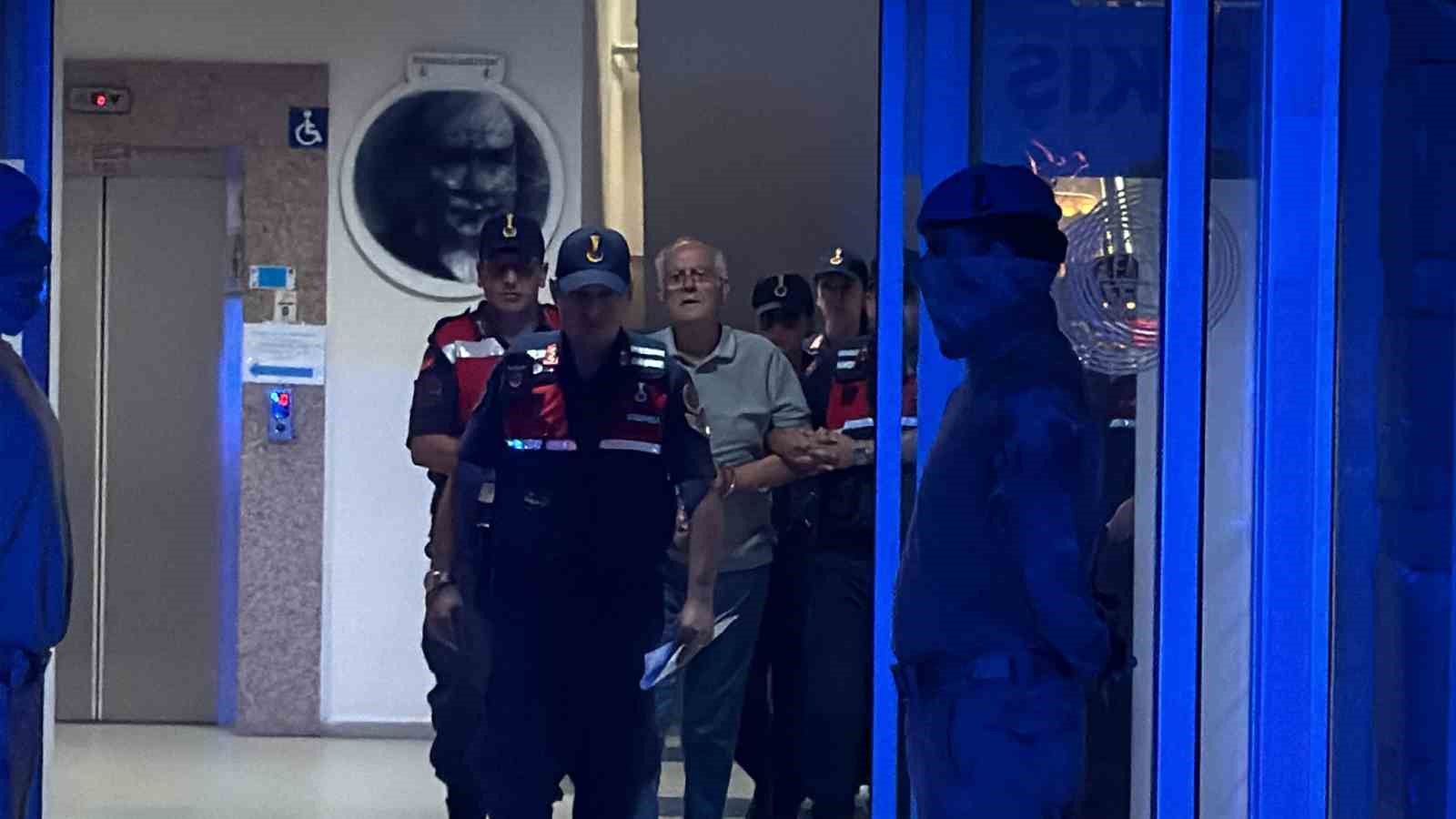 Kuşadası’ndaki kooperatif operasyonuna 3 tutuklama
