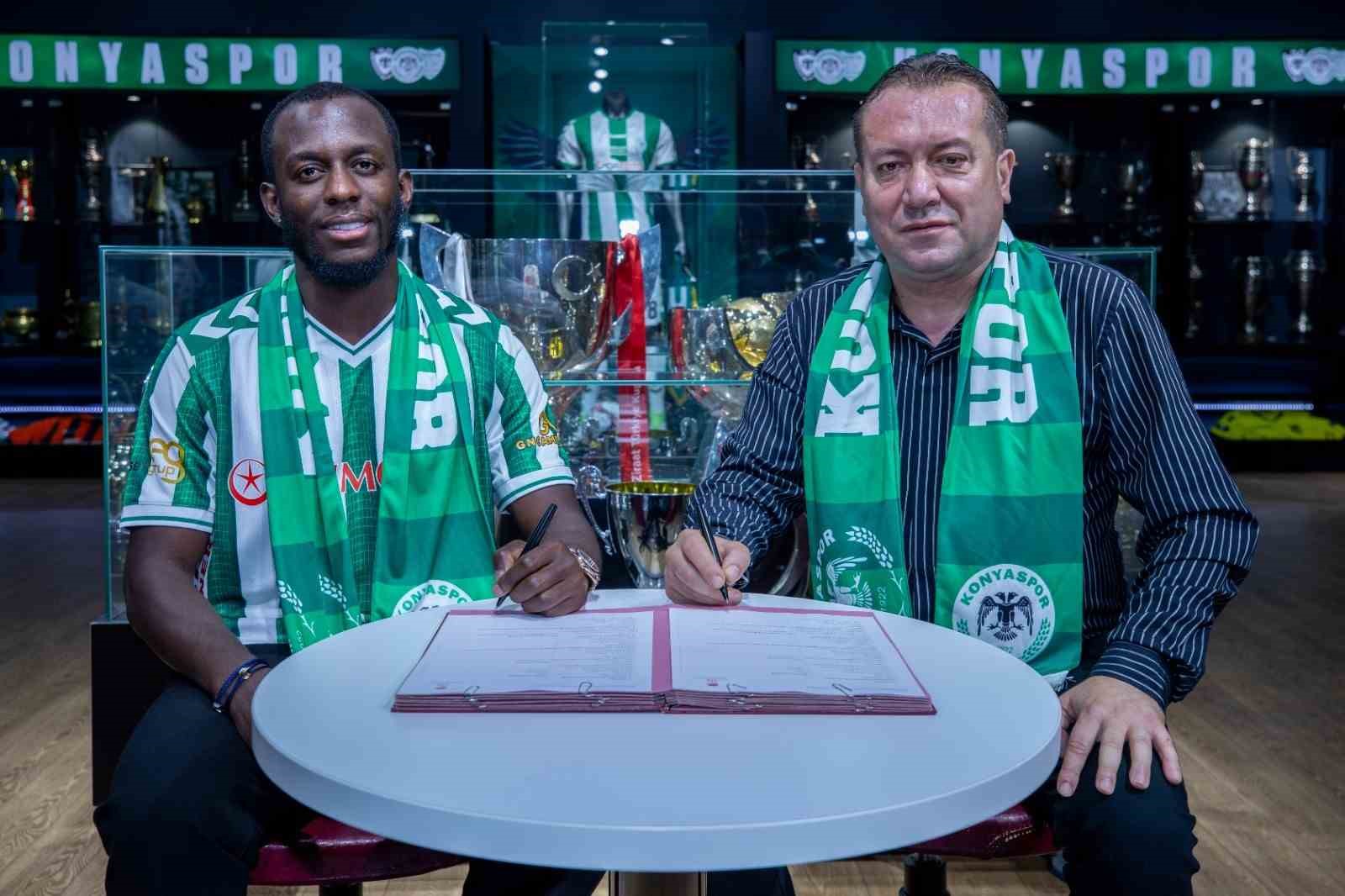 Konyaspor, Jean-Luc Dompe transferini açıkladı
