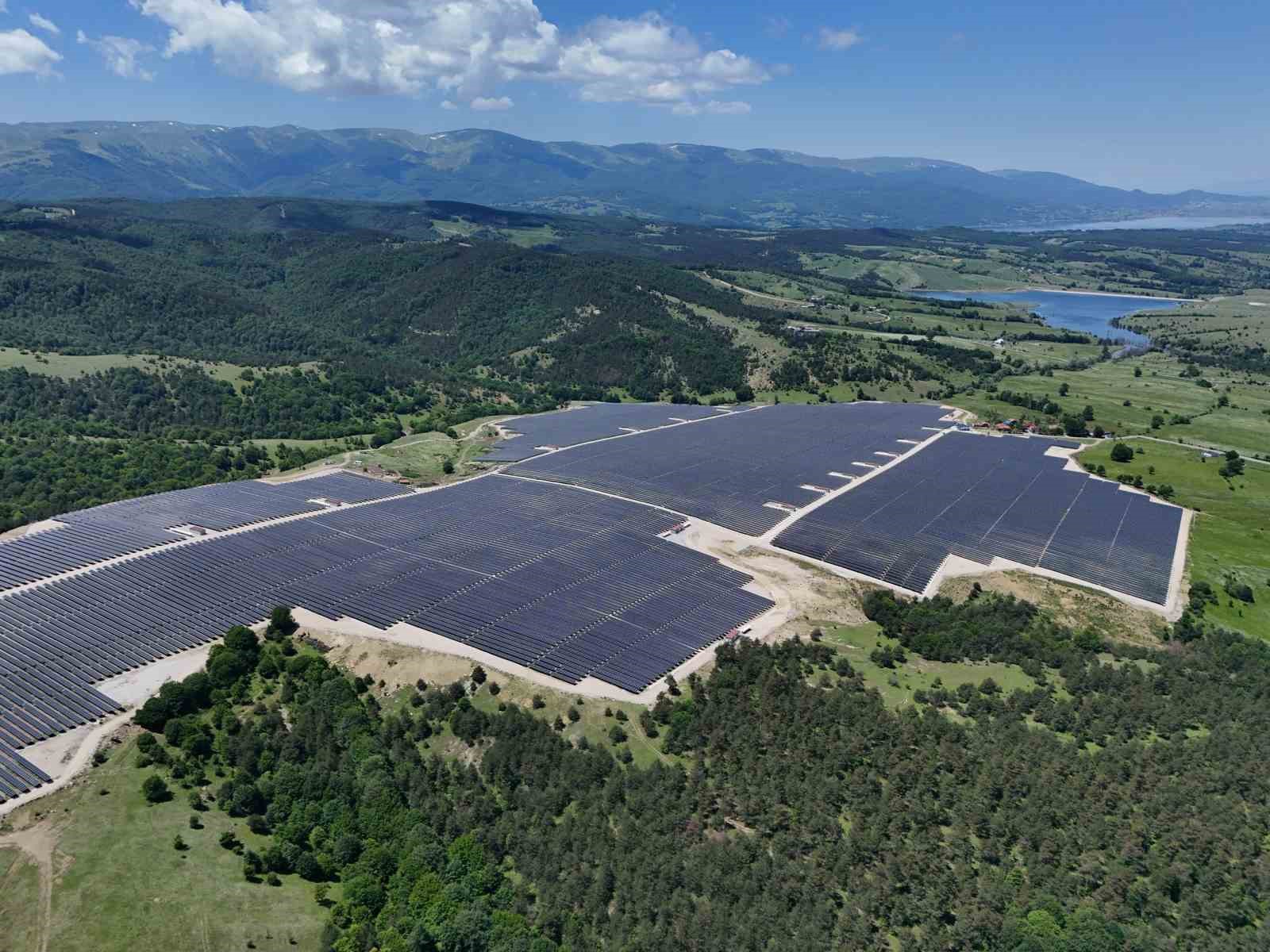 Ladik GES’te agrivoltaik tarımda hasat zamanı
