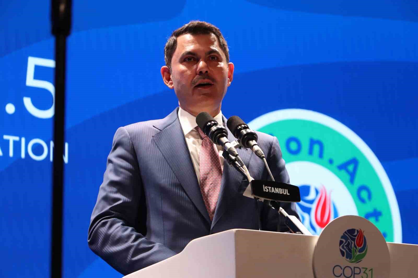 Bakan Kurum Demokrasi ve Özgürlükler Adası’nda konuştu: "Sözün eyleme dönüşmesi gereken zaman dilimindeyiz"
