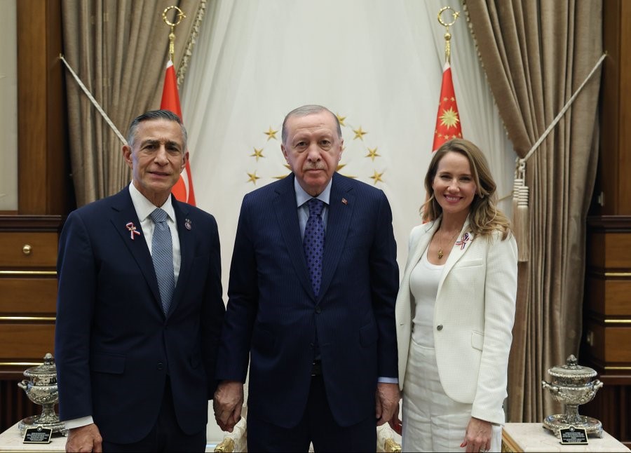Cumhurbaşkanı Erdoğan, ABD Temsilciler Meclisi Üyesi Issa’yı kabul etti
