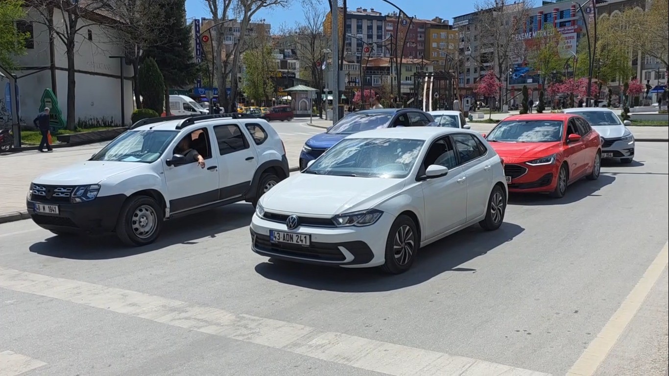 Kütahya’da trafikteki araç sayısı 294 bini geçti
