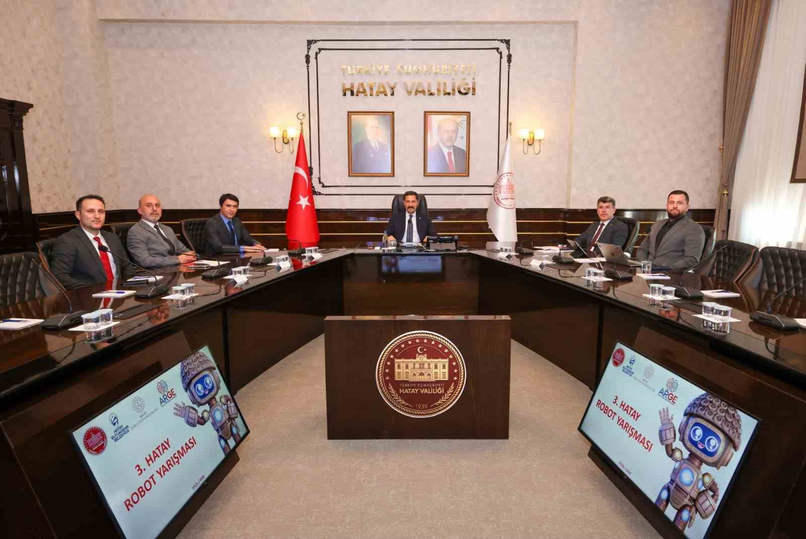 Vali Masatlı, HatayBOT Robot Yarışması hazırlıklarını değerlendirdi
