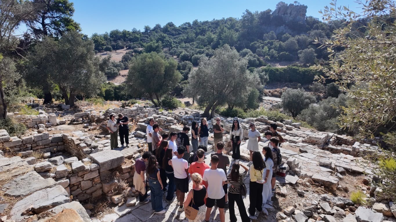 Bodrum’da öğrenciler Pedasa Antik Kenti’nde tarih ve doğayla buluştu
