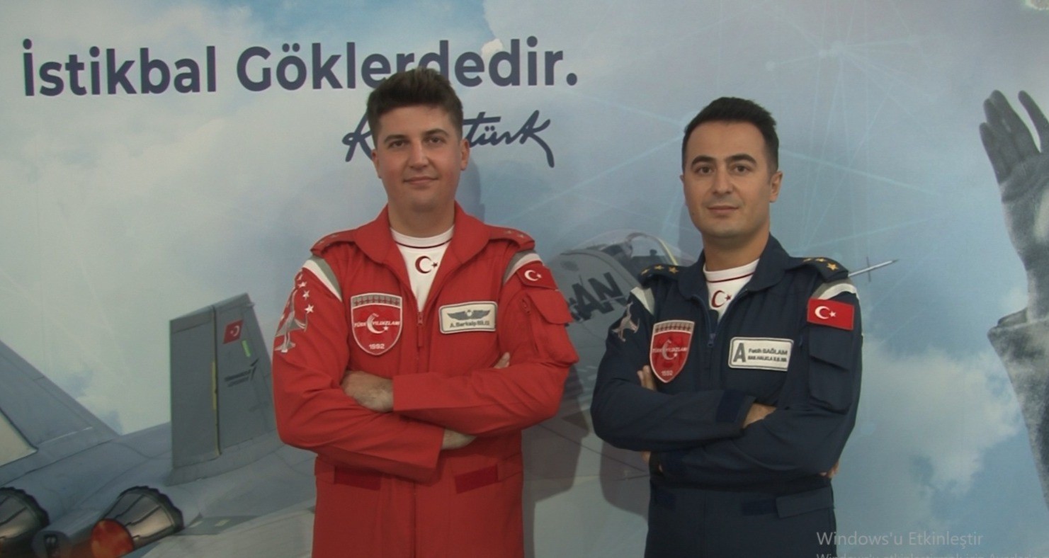 Mısır piramitlerinden Şanlıurfa semalarına: Türk Yıldızları’ndan ilham veren şov

