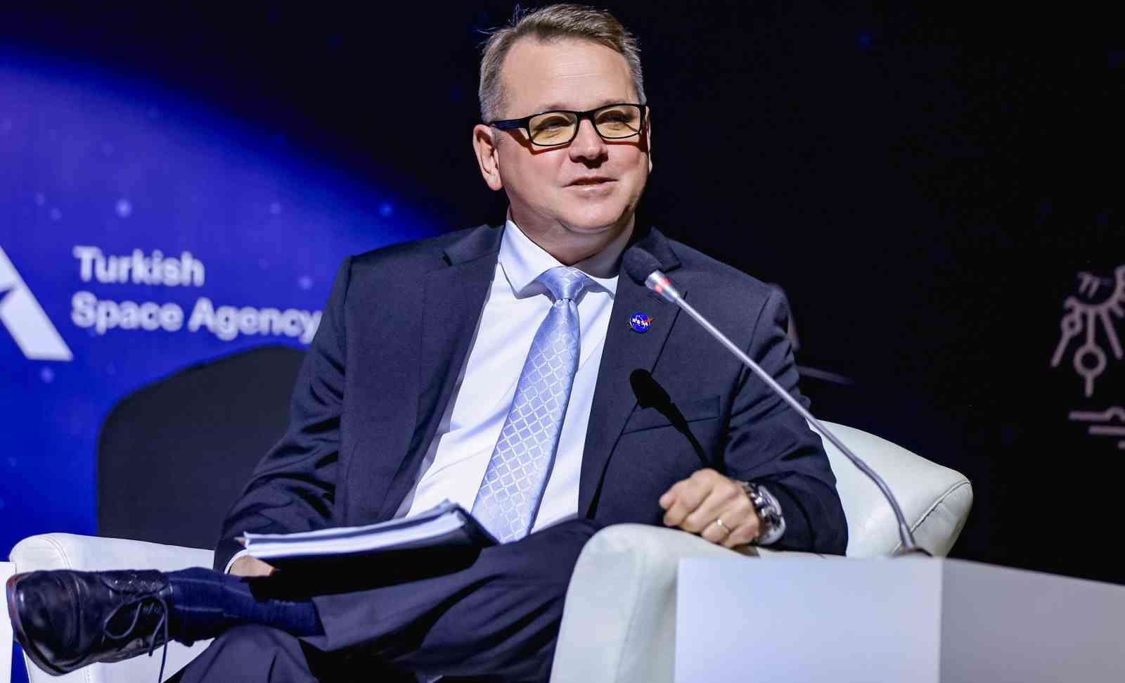 NASA Başkan Yardımcısı Anderson: "Ay yüzeyinde kalıcı varlık oluşturmaya başlayacağız, ardından hedefimizi Mars’a çevireceğiz"
