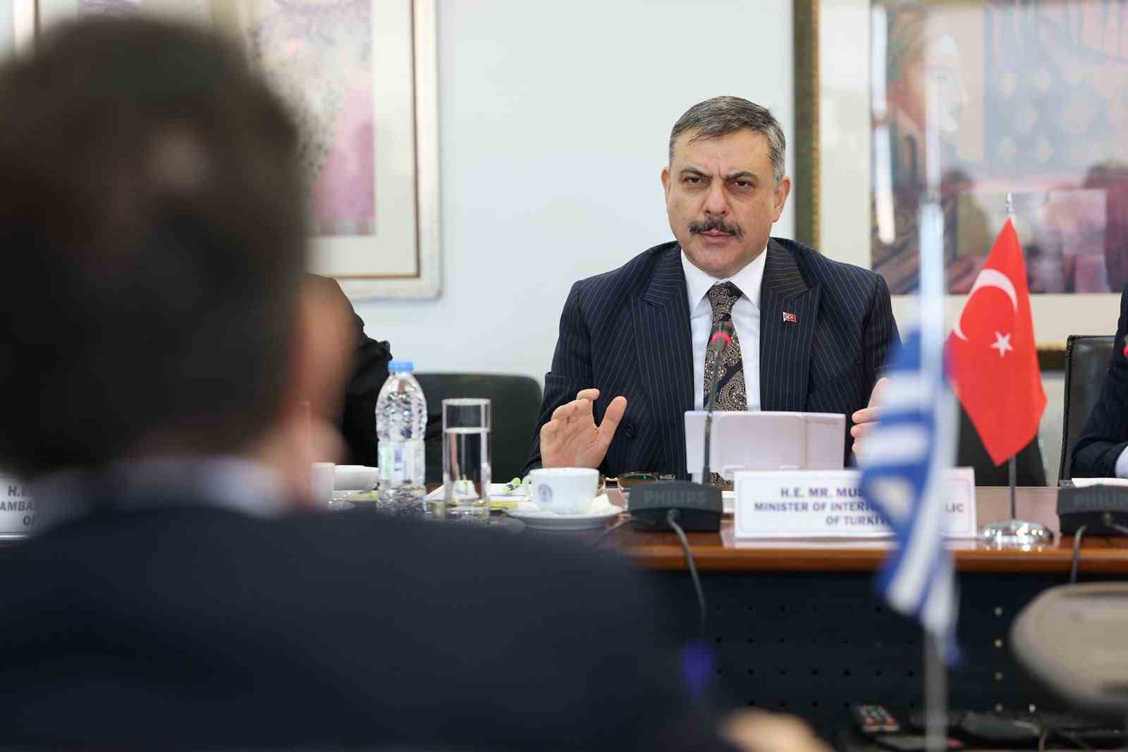 Bakan Çiftçi’den Yunanistan’a iade tepkisi: ’’Yunanistan suçluların sığınağı olmasın’’
