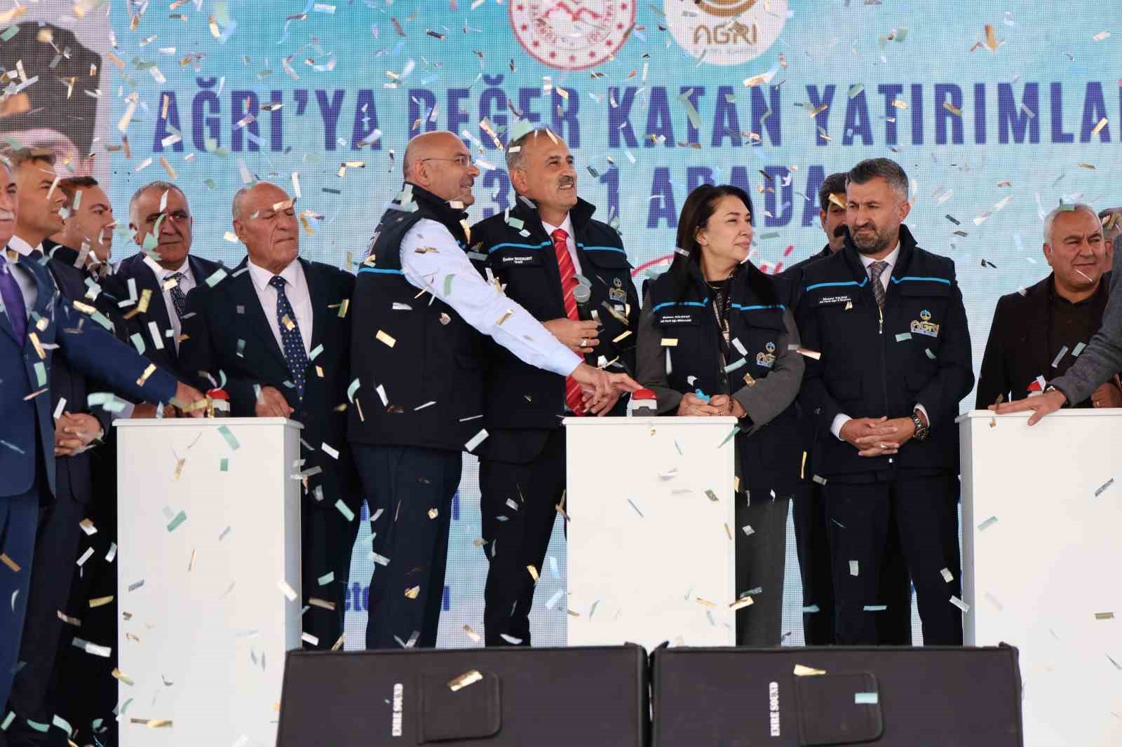 Ağrı’da altyapı ve sanayiye yönelik dev yatırımlar hizmete alındı
