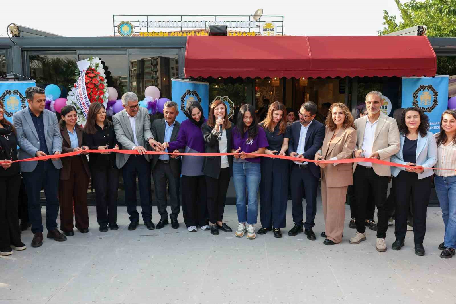 Diyarbakır’da kadınların işleteceği Hamravat Sosyal Tesisi açıldı
