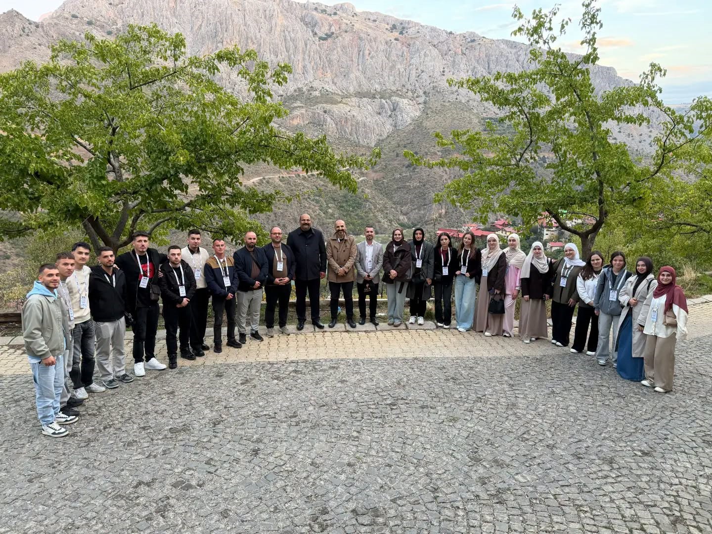 Kosovalı gençler Kemaliye’de ağırlandı
