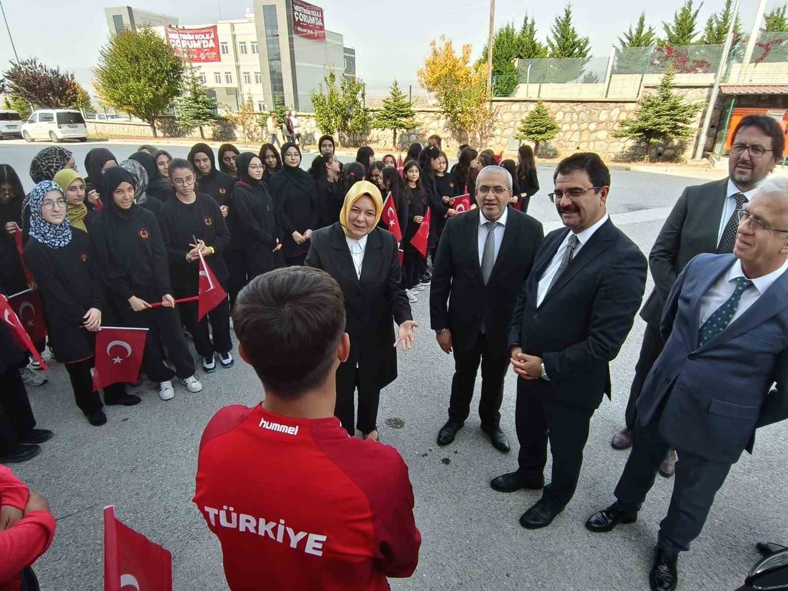 Bakan Yardımcısı Ökten, Çorum’da eğitim yöneticileriyle buluştu
