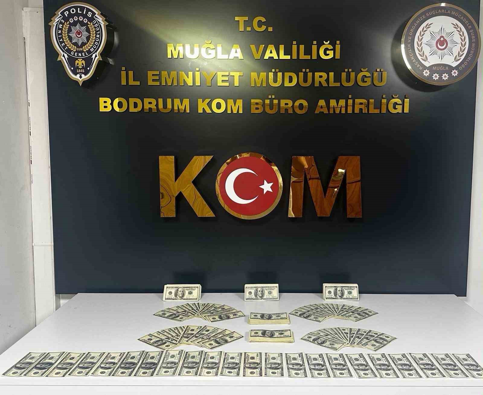 Bodrum’da sahte dolar operasyonu: 46 bin 200 dolar ele geçirildi
